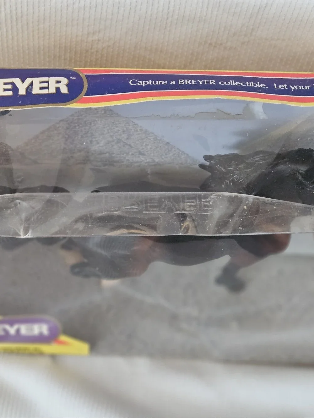 Retired Breyer Traditional #472 Huckleberry Bey Arabian Stallion Broken Stand
